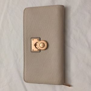 Michael Kors Wallet Beige Rose Gold Hardware